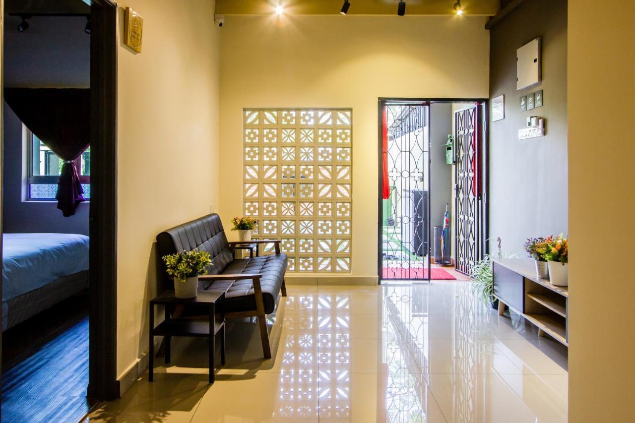Explore 5Br Gardenhouse Retreats Butterworth Extérieur photo